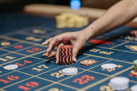 11 togel live chat interface on mobile phone showing customer support team ready to assist